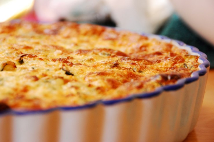 Grandma's_Quiche_in_bakeware_pan